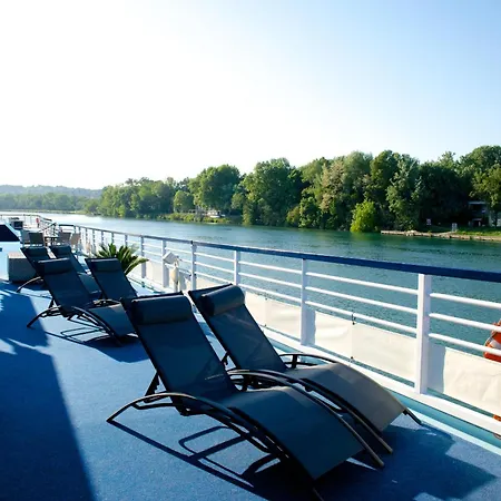 Hotel Bateau Le Chardonnay