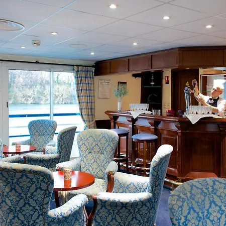 Hotel Bateau Le Chardonnay